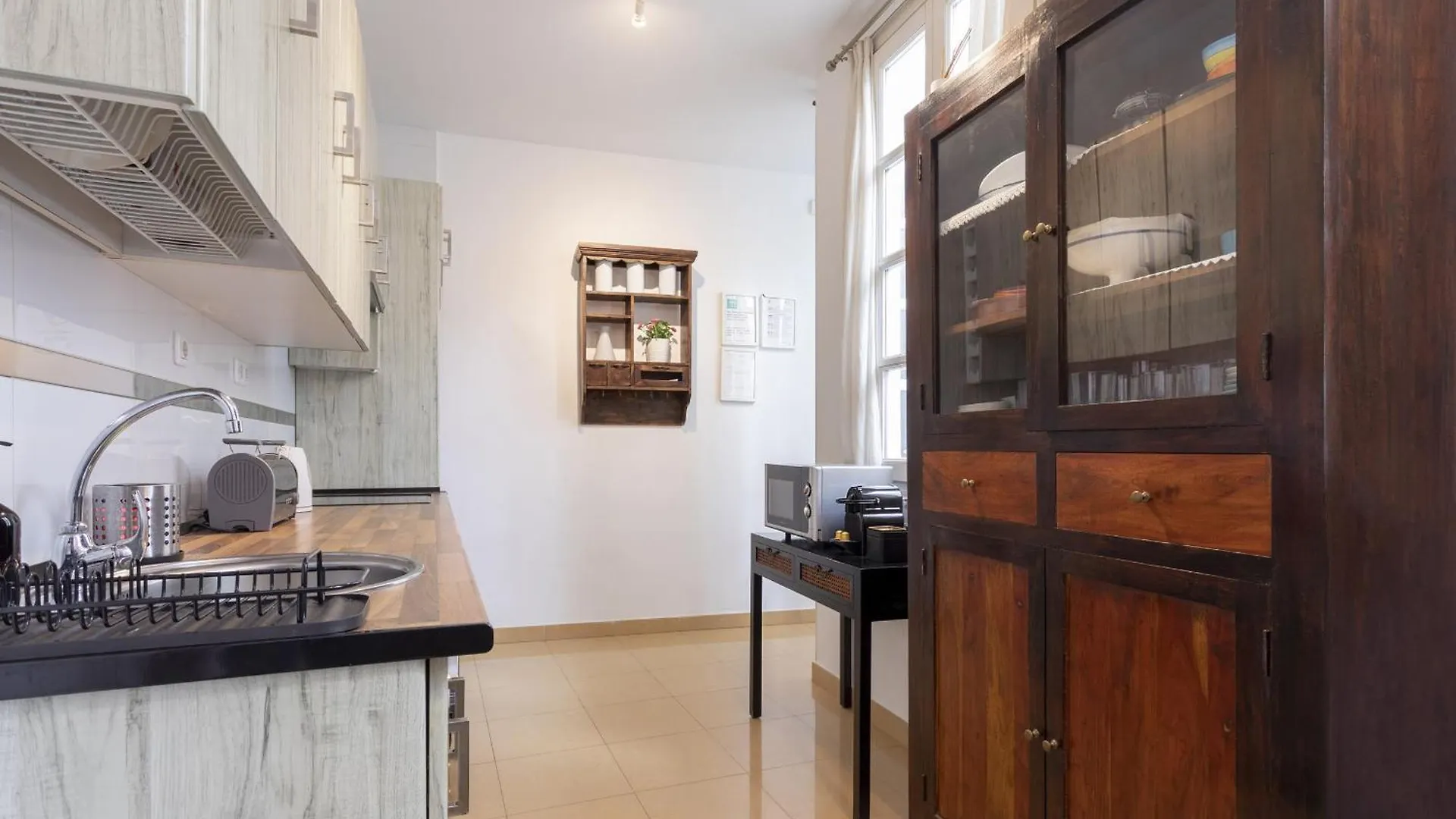-Malagasunapts- Cabello Centre 말라가